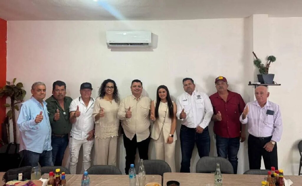 Alberto "El Capy" Rivera se encuentra con los síndicos de Angostura para formar un equipo de colaboración