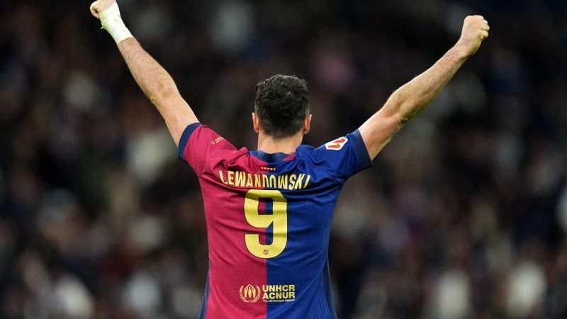 Barcelona arrasa con el Real Madrid y le propina una goleada en el Bernabéu