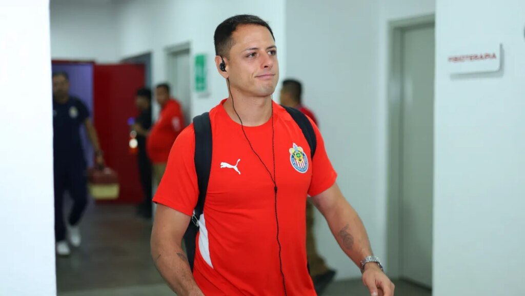 Chicharito Hernández vuelve a ser el centro de atención en las redes sociales