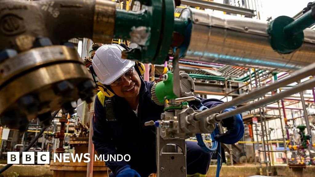 Colombia: El camino hacia una de las economías más sólidas de 2025 y los desafíos que enfrenta