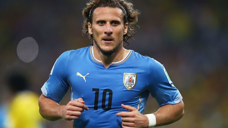Diego Forlán, el exfutbolista, se lanza al tenis profesional por primera vez