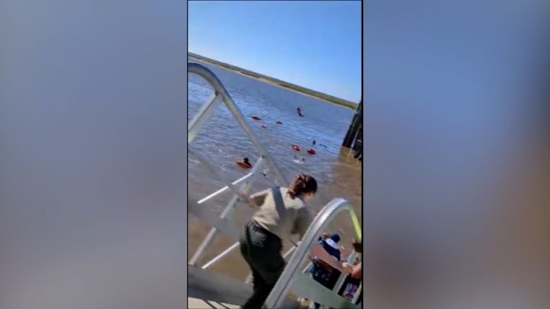 El tumultuoso desenlace tras el colapso de la pasarela de un muelle para embarcaciones