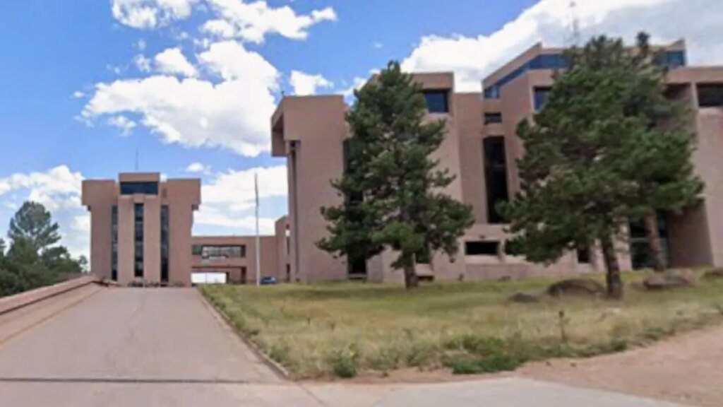 La administración Trump contempla cerrar el Centro Nacional de Investigación Atmosférica en Colorado.