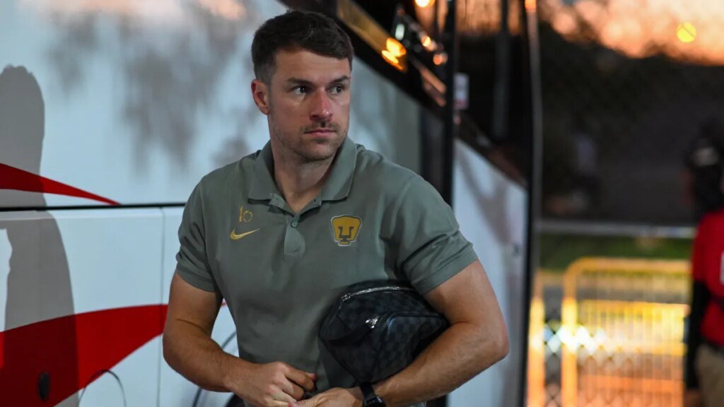 La emotiva despedida de la familia de Aaron Ramsey a su mascota desaparecida en México