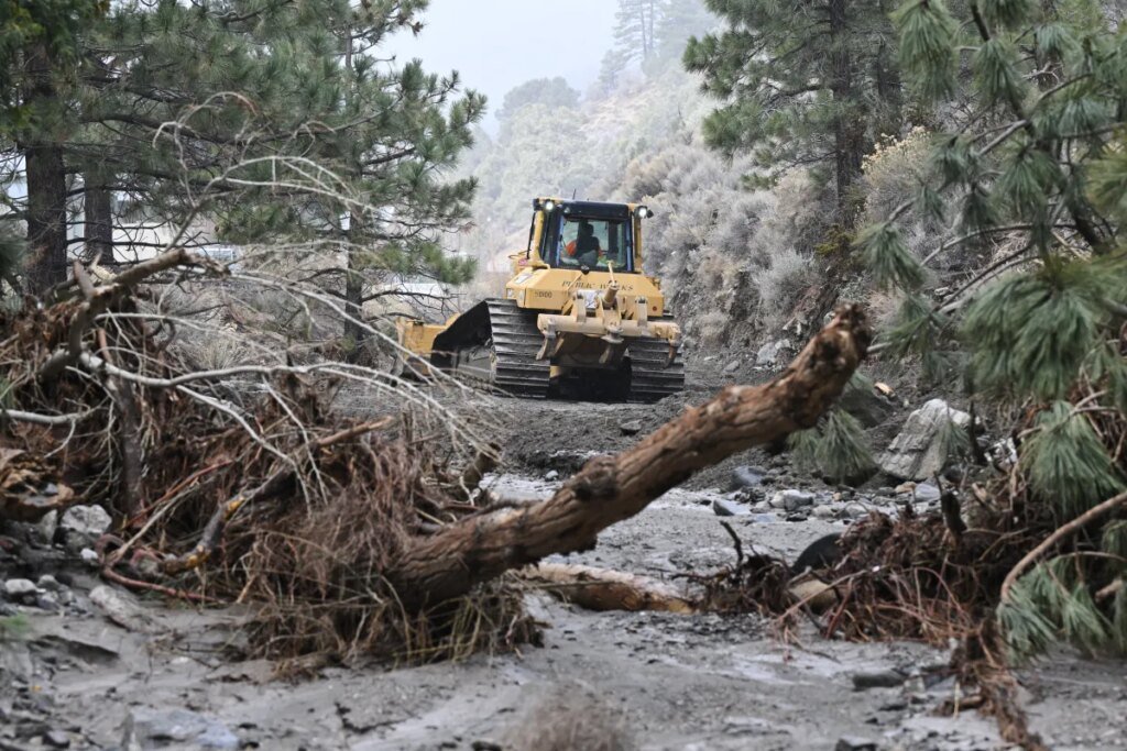 La limpieza avanza en el sur de California tras la tormenta