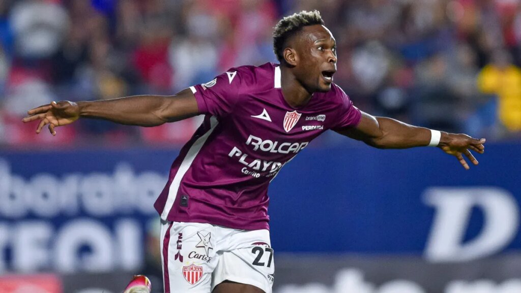 León revela a Diber Cambindo y Nicolás Vallejo en una versión única al estilo Frankenstein