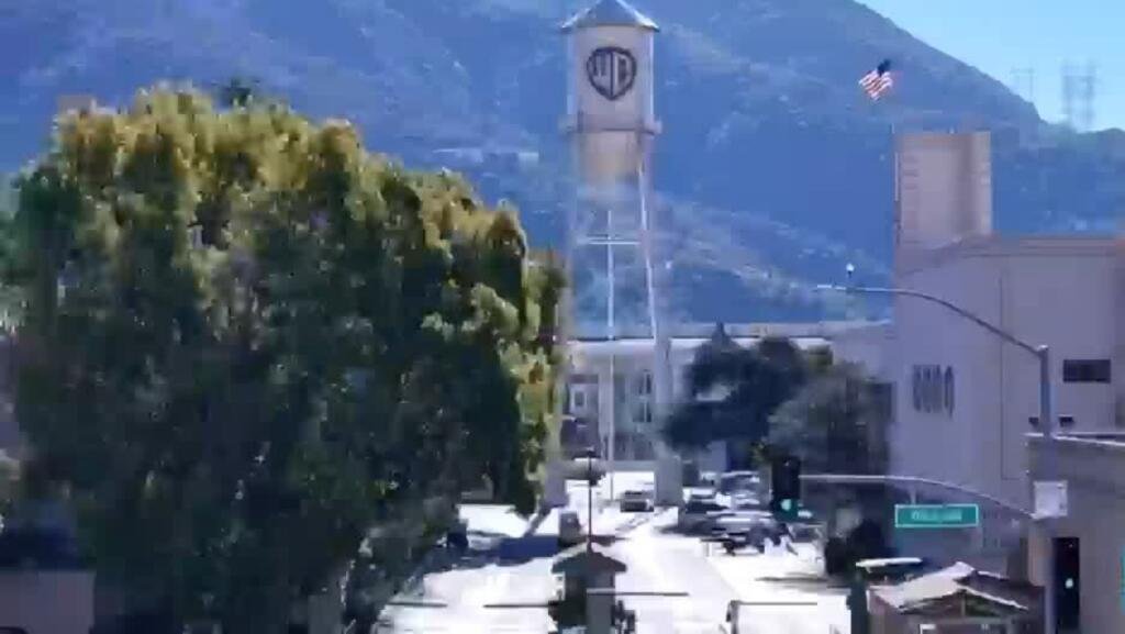 Los accionistas de Warner Bros elegirán entre Netflix y Paramount