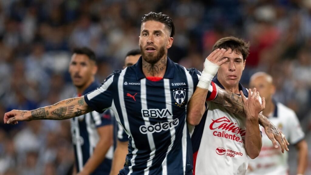Sergio Ramos y los Rayados superan a las Chivas y respiran en el Clausura mexicano: "Era vital ganar y lo logramos"