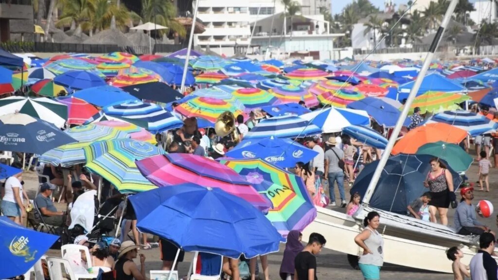 Sheinbaum se propone proteger a Mazatlán