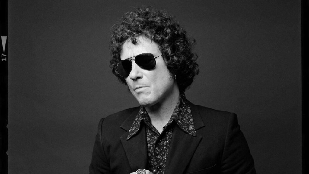 Bunbury vuelve a México para promover su álbum y revivir la experiencia en vivo en la era del streaming