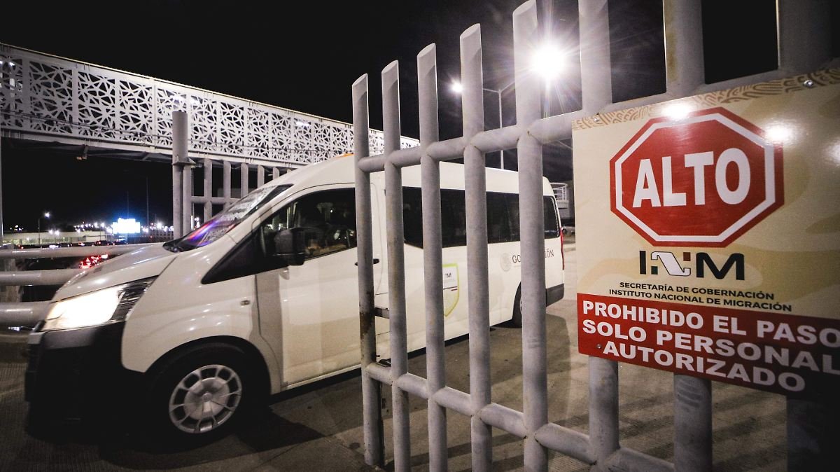 El INM destinará 360 millones de pesos para repatriar migrantes a su nación de origen.