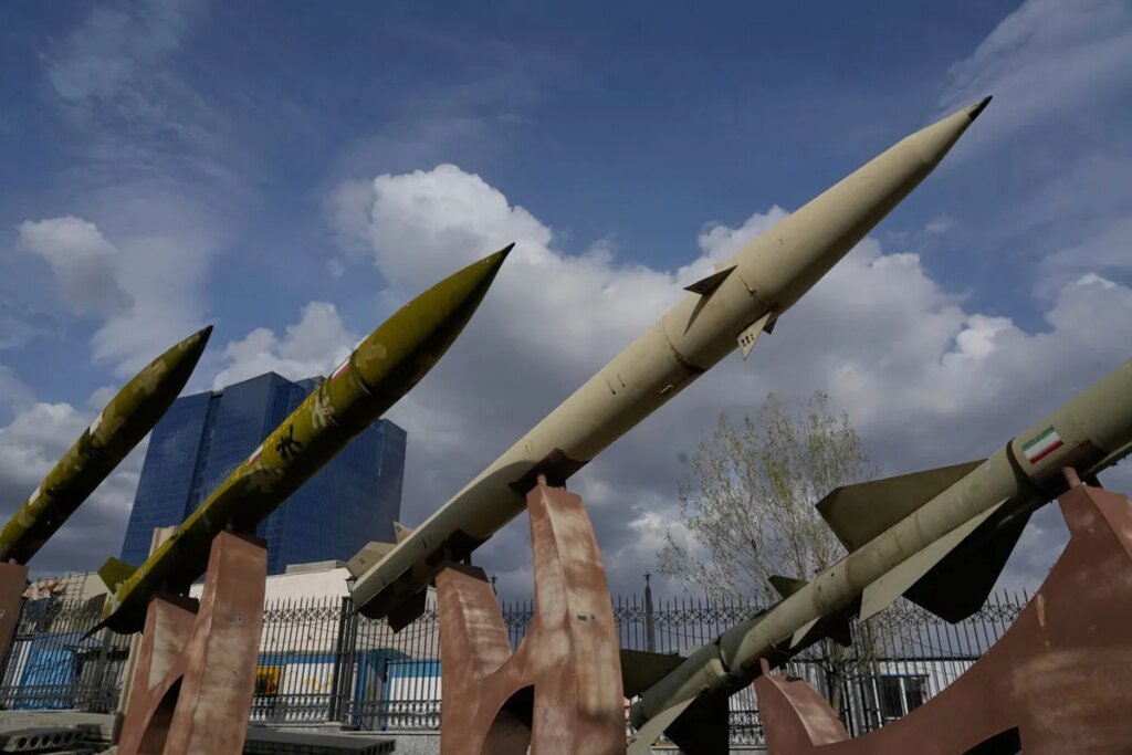 Ataques de Irán a instalaciones estadounidenses en cuatro naciones provocan daños de $184 millones