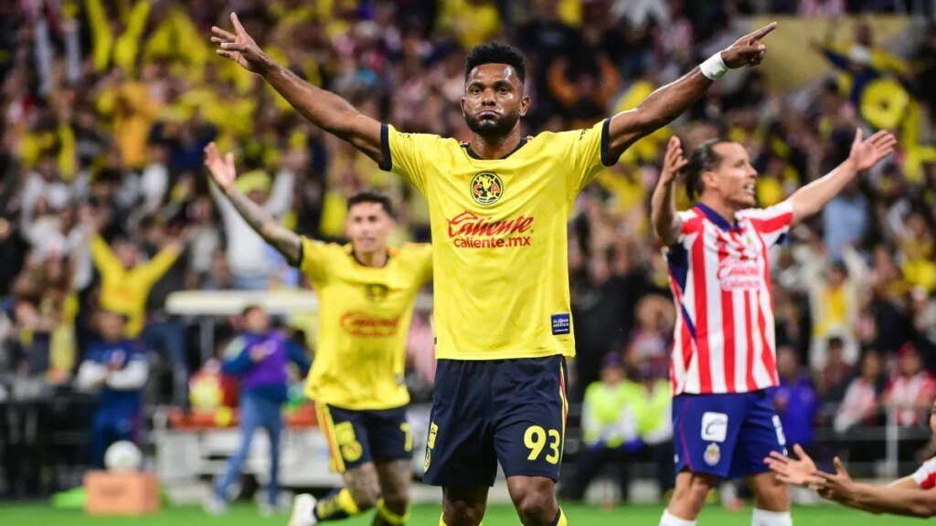 Miguel Borja brilla con una chilena impresionante y salva el empate para el América