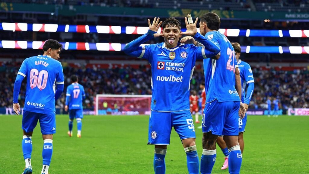 Cruz Azul arrasa con Juárez: ¡una victoria que sorprende y encanta!