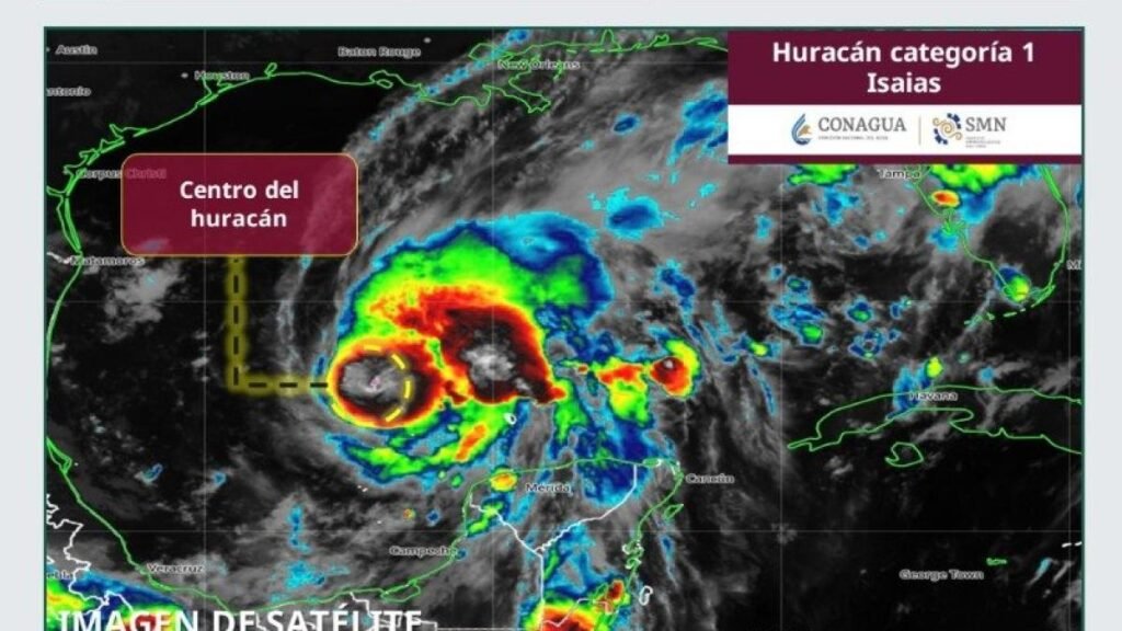 El huracán 'Isaías' alcanza la categoría 1 con mayor fuerza